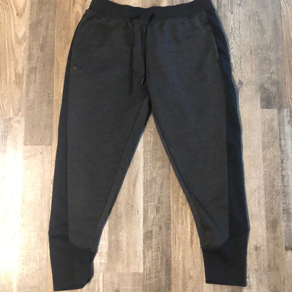 Under Armour Women’s joggers